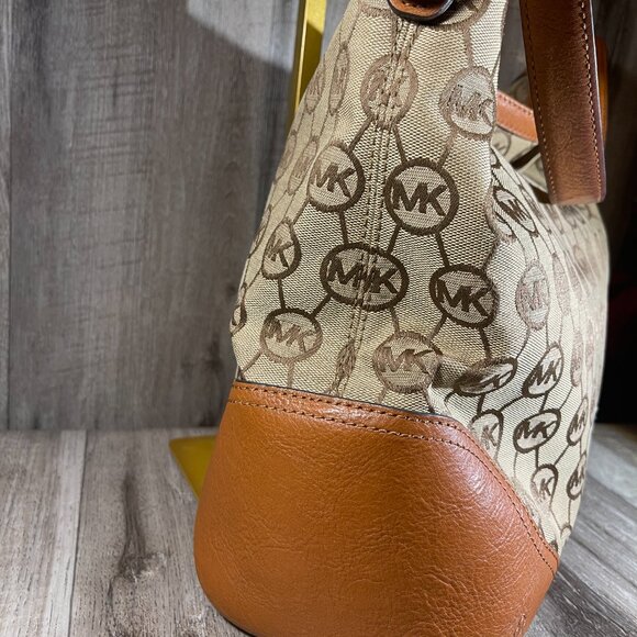 Michael Michael Kors Slouch Canvas Hobo Bag - Picture 4 of 8